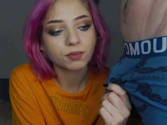 dahliacruzzz21 webcam