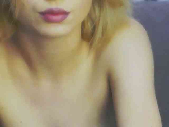 dahliacruzzz21 webcam