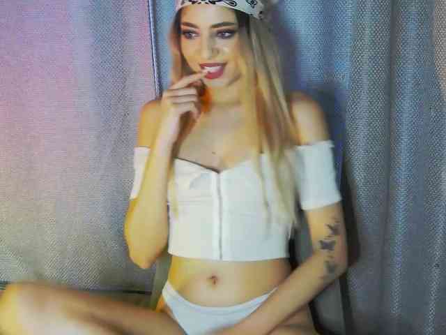 dahliacruzzz21 webcam