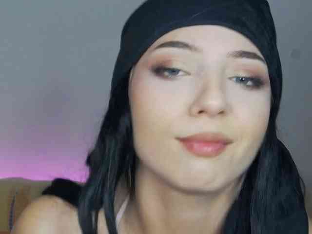 dahliacruzzz21 webcam