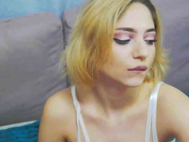 dahliacruzzz21 webcam
