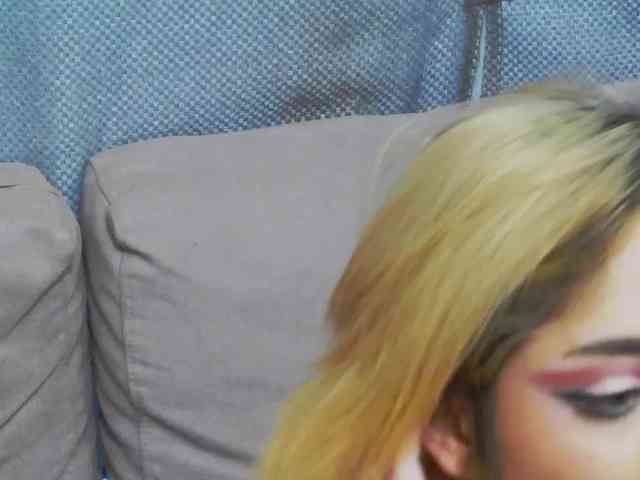 dahliacruzzz21 webcam