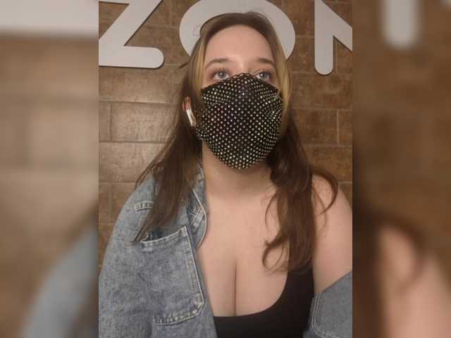 eridaamorous-1's BongaCams show and profile