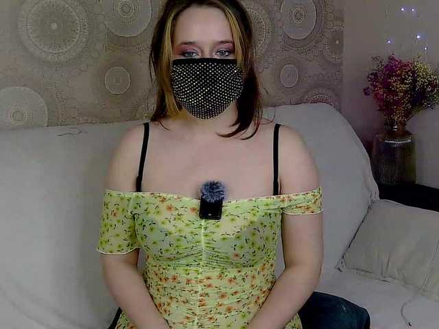 eridaamorous-1's BongaCams show and profile