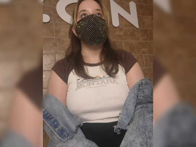 eridaamorous-1's BongaCams show and profile