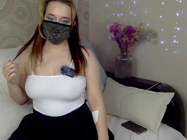 eridaamorous-1's BongaCams show and profile