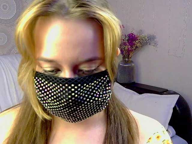 eridaamorous-1's BongaCams show and profile