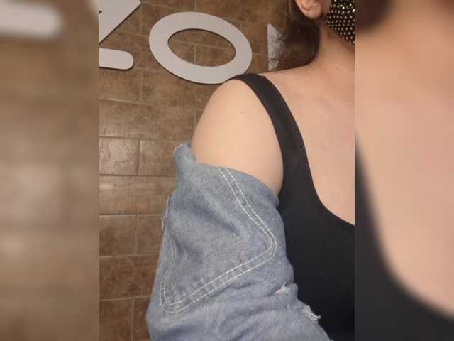 eridaamorous-1's BongaCams show and profile