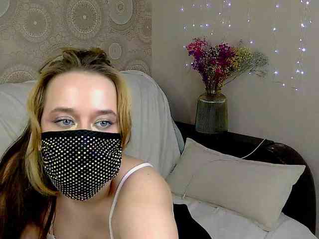 EridaAmorous-1 webcam