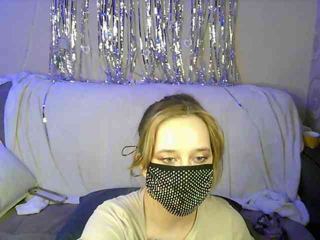 EridaAmorous-1 webcam