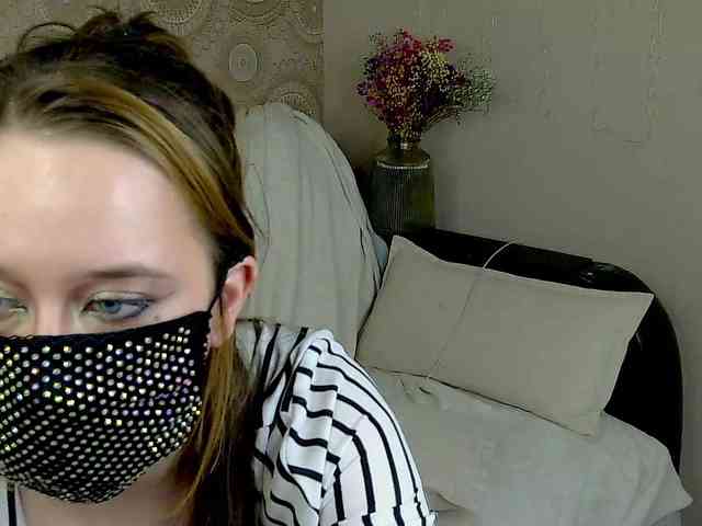 EridaAmorous-1 webcam