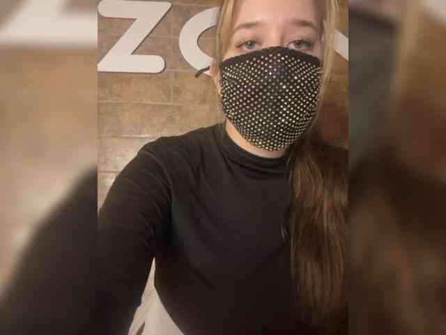 eridaamorous-1 Live Webcam on BongaCams