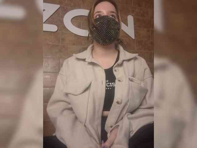 EridaAmorous-1 webcam