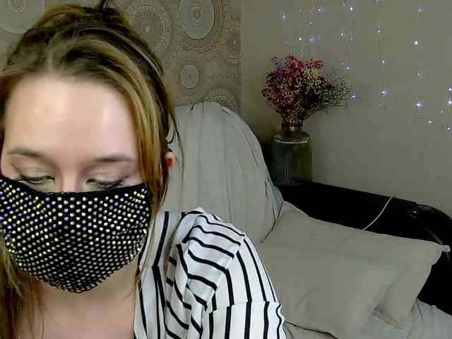 EridaAmorous-1 webcam