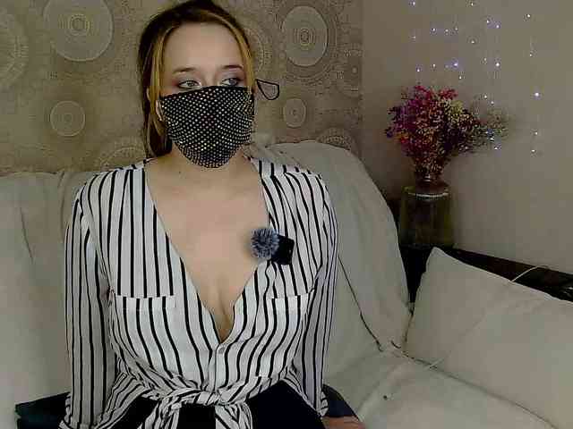 EridaAmorous-1 webcam