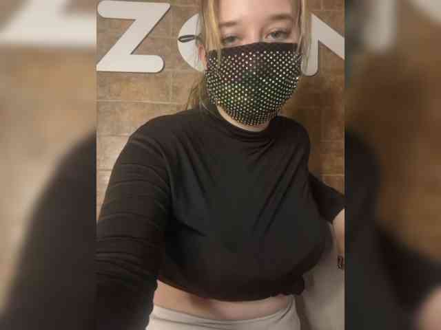 EridaAmorous-1 webcam