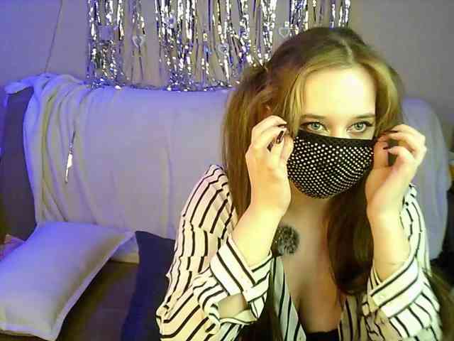 EridaAmorous-1 webcam