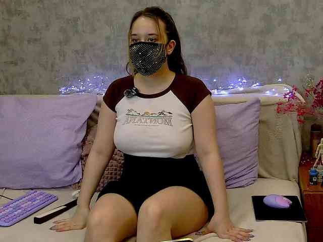 EridaAmorous-1 webcam