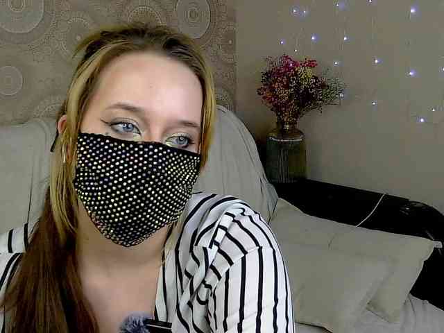 EridaAmorous-1 webcam