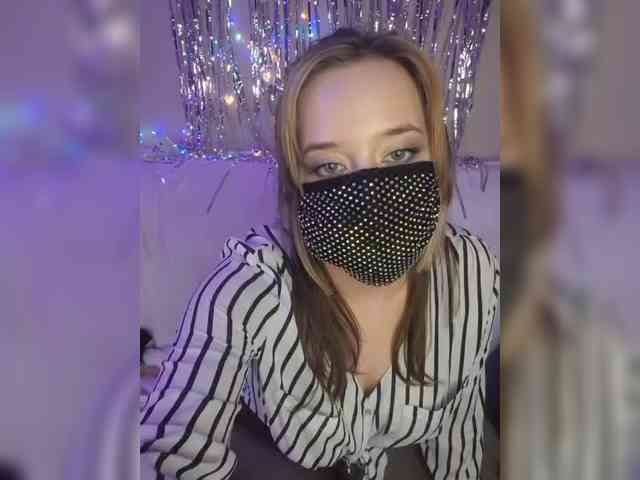 EridaAmorous-1 webcam