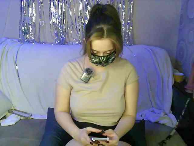 EridaAmorous-1 webcam