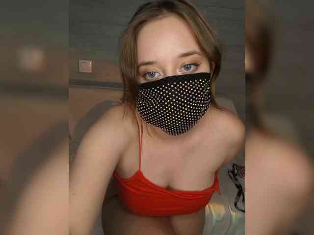 EridaAmorous-1 webcam