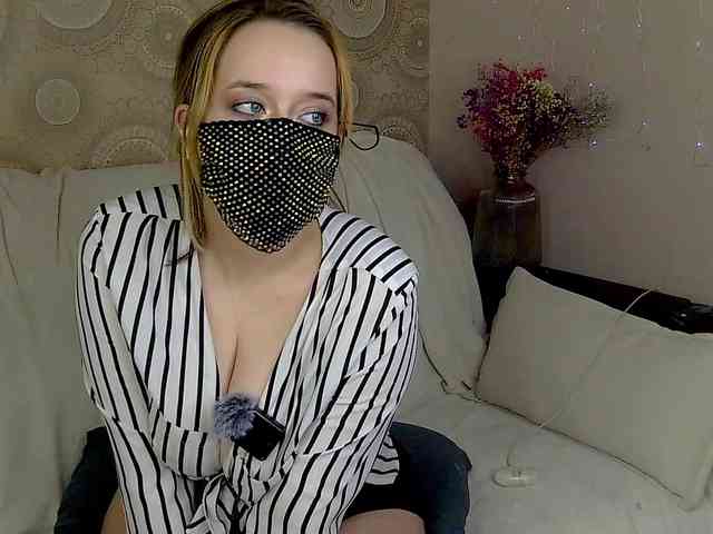 EridaAmorous-1 webcam