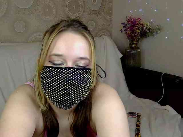 EridaAmorous-1 webcam