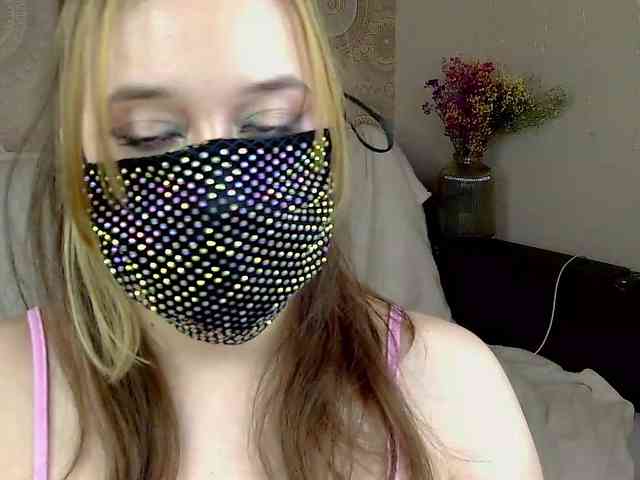 EridaAmorous-1 webcam