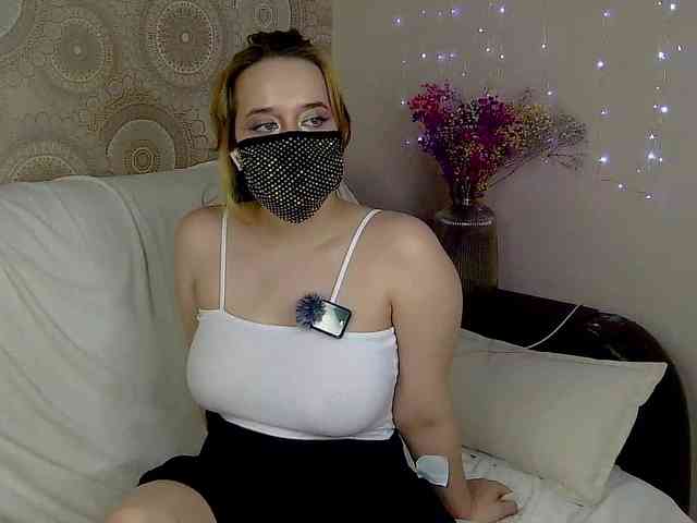 EridaAmorous-1 webcam