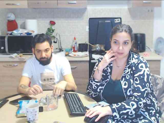 Rebeca-Armand webcam