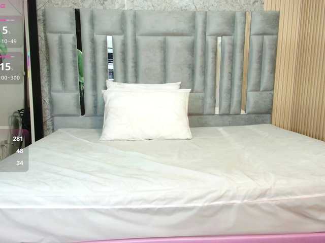 CheatingNeighborr's BongaCams show and profile