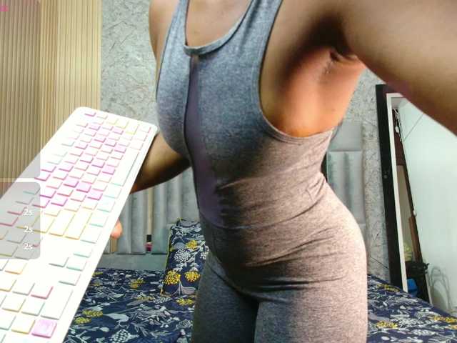 CheatingNeighborr's BongaCams show and profile