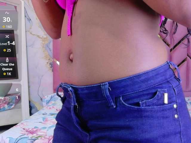 CheatingNeighborr live cam profile