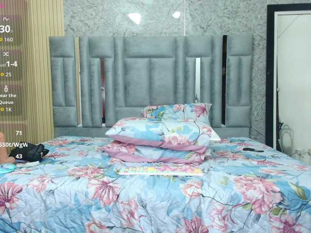 CheatingNeighborr's BongaCams show and profile