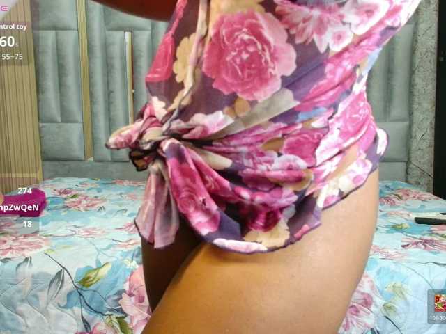 CheatingNeighborr's BongaCams show and profile