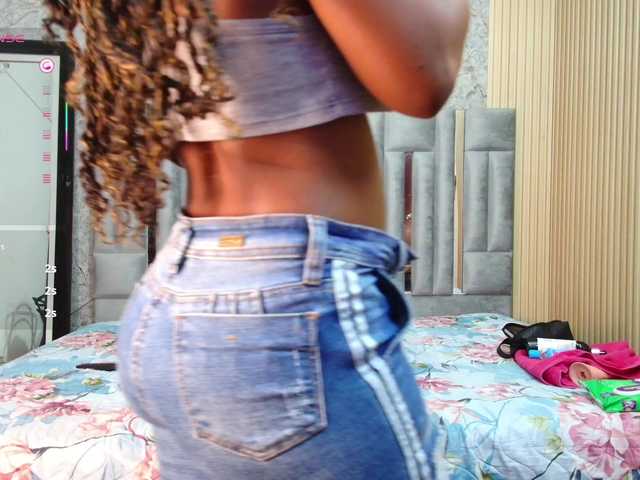 CheatingNeighborr's BongaCams show and profile