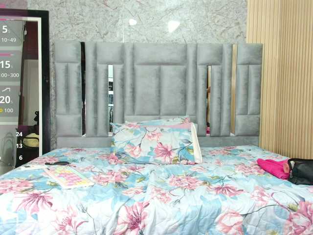 CheatingNeighborr's BongaCams show and profile