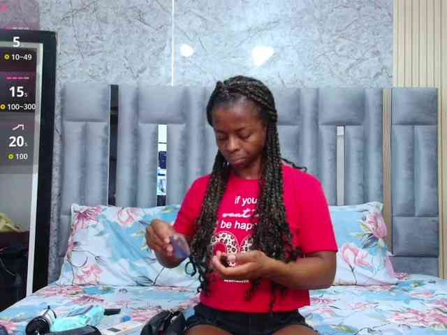 CheatingNeighborr CheatingNeighborr