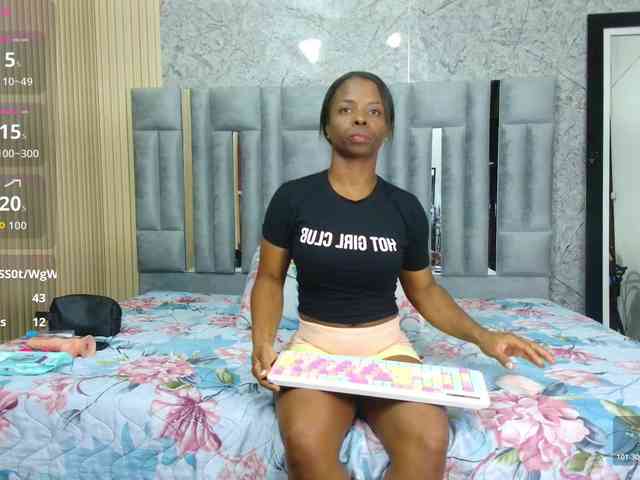 CheatingNeighborr webcam