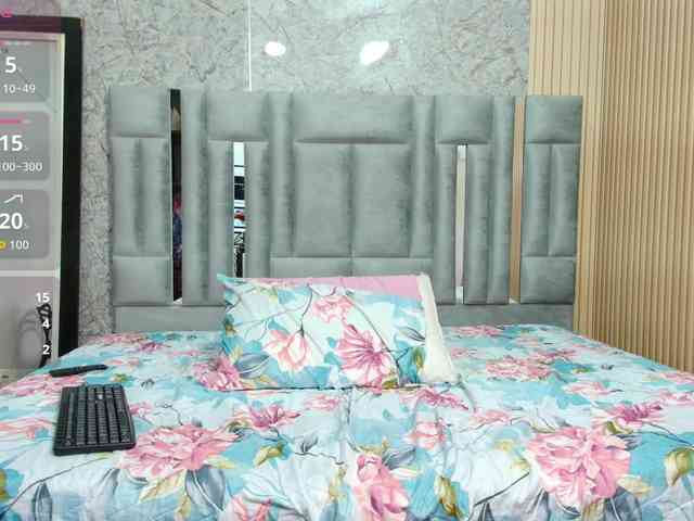 CheatingNeighborr CheatingNeighborr