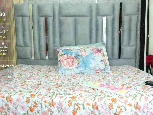 CheatingNeighborr CheatingNeighborr