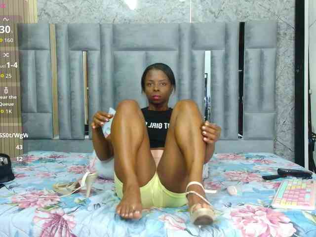 CheatingNeighborr CheatingNeighborr