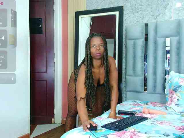 CheatingNeighborr CheatingNeighborr