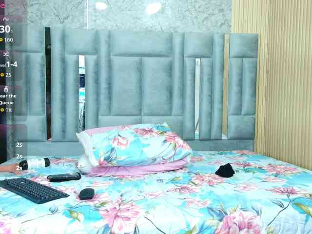 CheatingNeighborr CheatingNeighborr