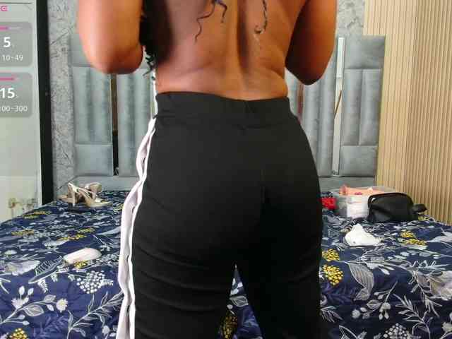 CheatingNeighborr CheatingNeighborr