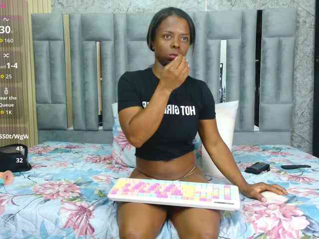 CheatingNeighborr webcam