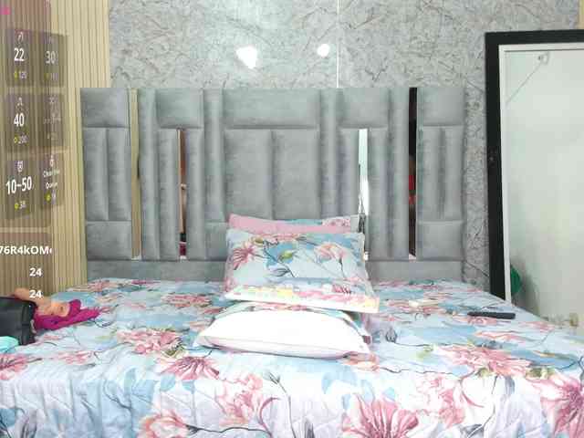 CheatingNeighborr CheatingNeighborr