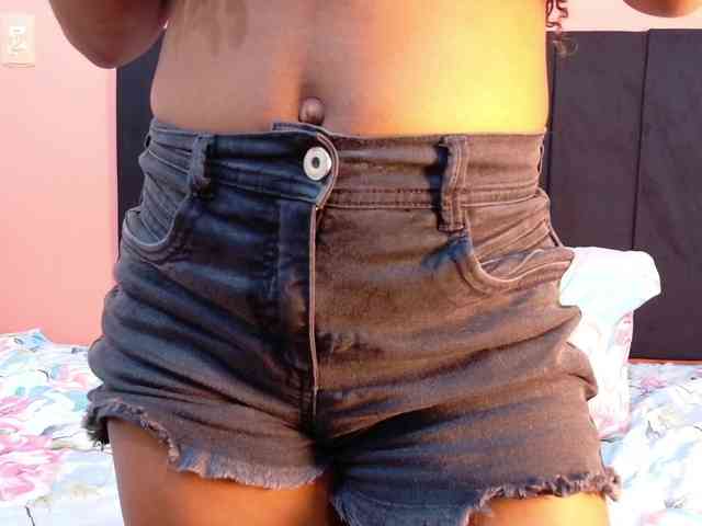 CheatingNeighborr CheatingNeighborr