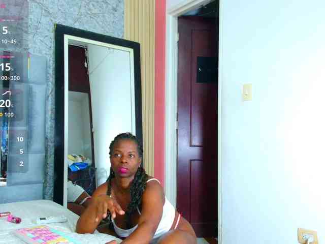 CheatingNeighborr webcam